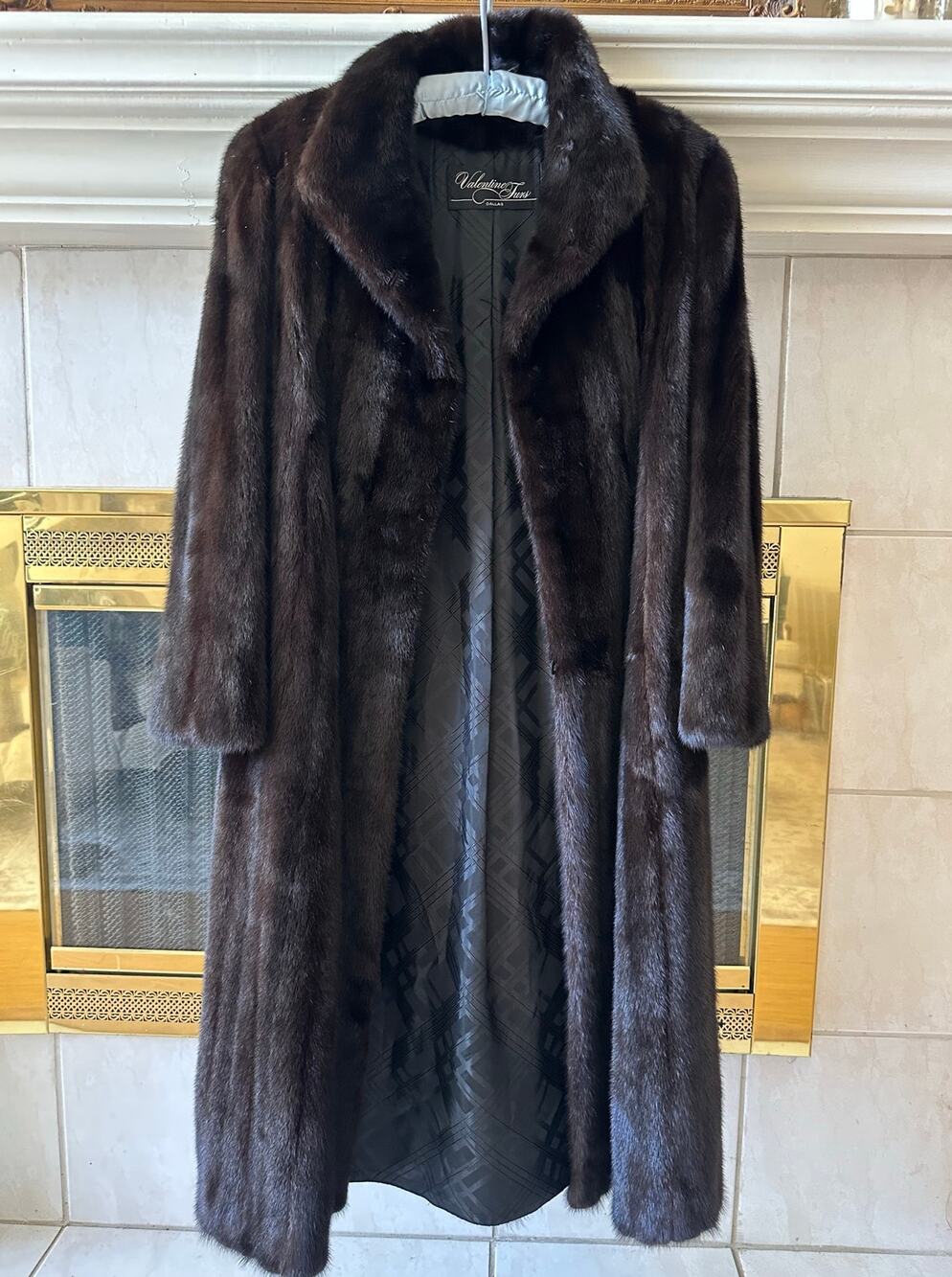 Valentine Furs Dallas vintage Blackglama dark real mink full length fur coat
